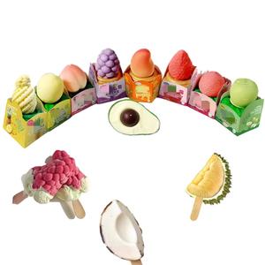 Popolare su TikTok e sui Social Media, Questo Snack Congelato (75g) Presenta un <span class=keywords><strong>Gelato</strong></span> al Cioccolato a Forma di Pesca 3D. - Product Image 6