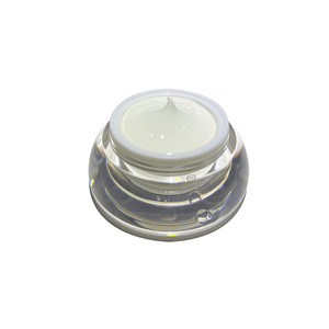 Crème tonifiante à marque privée |   Crème éclaircissante pour la peau à la niacinamide OEM/ODM |   Lotion pour le visage éclatante au glutathion de marque personnalisée - Product Image 6