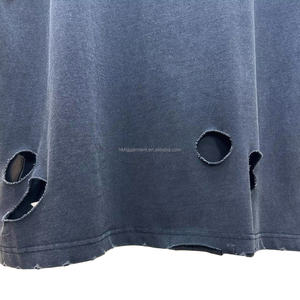 Fabricants Hongguan de vêtements personnalisés pour hommes : T-shirt vintage déchiré, délavé à l'acide, coupe ample, effet vieilli, surdimensionné et court - Product Image 3