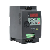 Variateur de fréquence (VFD) à bas prix 0,75 kW 1,5 kW 2,2 kW 380 V triphasé à commande vectorielle pour moteur AC 220 V