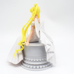 Belle figurine en PVC de Sailor Moon Usagi Tsukino en position assise, robe blanche, bordure dorée, objet de collection d'anime, cadeau pour les fans et décoration d'intérieur - Product Image 5
