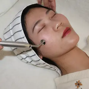 Uso en el hogar Spa Salon Hydro Oxygen <span class=keywords><strong>Facial</strong></span> Machine New Oxigen Maquinas Dome O2 Jet Peel para el cuidado de la piel Rejuvenecimiento US Plug Face Body - Product Image 5