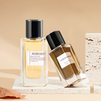 Emballage de boîte cadeau personnalisée de luxe, flacon de parfum en verre carré vide de 30 ml, 50 ml, 100 ml avec couvercle