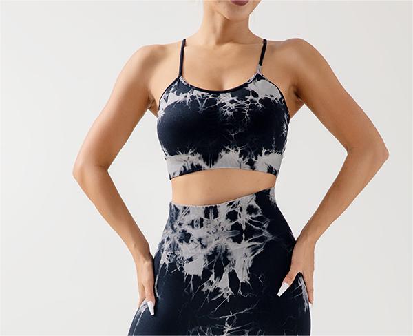 Black-Bra