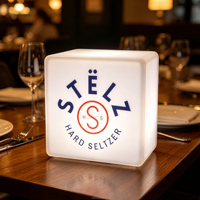 Dropshipping, logo personnalisé, étanche, 16 couleurs, lumières cube à intensité variable, veilleuse pour enfants, lampe de bureau cube LED pour restaurant