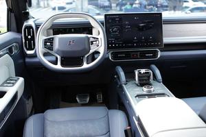 JETOUR TRAVELER <span class=keywords><strong>CDM</strong></span> T2 2024 USADO, 1.5TD DHT 208KM 2WD, EDICIÓN MONTAÑA, PHEV, 5 PUERTAS, 5 ASIENTOS, SUV, AUTONOMÍA DE 1300KM, NEGRO sobre NEGRO - Product Image 5