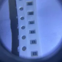 Resistencias de película gruesa de 0805mm-SMD 5% Zero Ohms Tol Código de marcado de la AEC-Q200 0