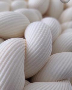 Filato Gigante in Velluto di Alta Qualità da 2,5 cm per Lavorazione a Maglia con le Braccia, Filato Grosso Intrecciato Lavabile in Lavatrice - Product Image 5