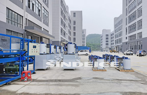 SINDEICE 1.5 Ton Commercial Flake <b>Ice</b> <b>Machine</b> Small Factory Supply 220V 600kg Storage Air Cooling Including Pump Motor PLC Flake - Product Image 2