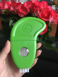 Nuevo Producto en Oferta, Accesorios para Mascotas, Limpiador de Pelo para Mascotas, Peine para Eliminar Pulgas y Garrapatas, Cepillo con Dientes de Acero y Mango de Plástico - Product Image 3