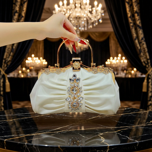 <span class=keywords><strong>Sac</strong></span> de soirée plissé <span class=keywords><strong>pour</strong></span> femme, pochette scintillante en cristal, <span class=keywords><strong>sac</strong></span> à <span class=keywords><strong>bandoulière</strong></span> plissé avec chaîne, pochette de mariage, <span class=keywords><strong>sac</strong></span> en cuir avec poignée en strass - Product Image 1