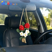 Décoration suspendue au rétroviseur de voiture en crochet fait main, bouquet rouge, petite fleur éternelle en peluche, cadeau pour l'intérieur de la voiture, vente en gros