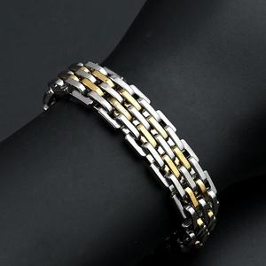 Cadena Cubana de Joyería de Lujo Personalizada de Diseñador en Oferta, Pulseras de Acero Inoxidable Chapadas en Oro de 18k - Product Image 5