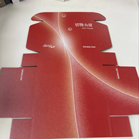 Boîtes en papier rouge personnalisées avec logos imprimés en couleur pour emballages rigides et boîtes d'expédition pour l'emballage de vêtements