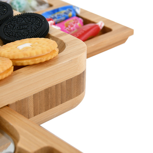 Planche à fromage en bambou en bois finie écologique et huilée avec tiroir de rangement - Product Image 5