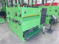 Scie à double arbre robuste pour coupes multiples, machine industrielle de découpe du bois