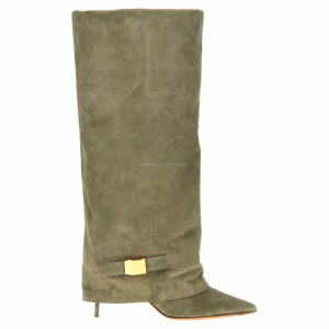 Bottes hautes pour femme en cuir de veau avec plaque dorée, talon aiguille, effet soufflet 95 mm, en daim UMA, à revers, style bottes au-dessus du genou - Product Image 5