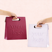 Sacs en papier de luxe à poignées découpées, avec logo gaufré, roses, pour le shopping et le maquillage – Nouveauté très prisée