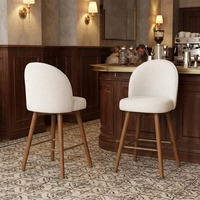 Chaise de salle à manger de luxe légère, structure épaissie et haute résistance, dossier moderne et minimaliste