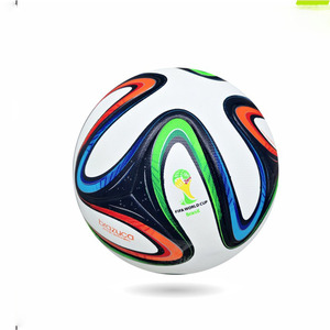 ลูกฟุต<span class=keywords><strong>บอล</strong></span>ขนาด 5 ปี 2026 ผลิตจากวัสดุ PU ทนทานต่อการสึกหรอ เหมาะสำหรับการแข่งขันและตกแต่ง - Product Image 4