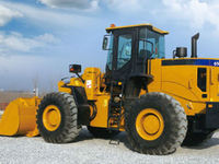Chargeuse sur pneus 5 tonnes en stock, chargeuse frontale pour travaux de construction SEM656D