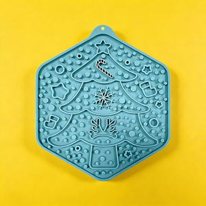 Alfombrilla de silicona de grado alimenticio para gatos, diseño de árbol de Navidad, para comer lentamente y estimular el aprendizaje, novedad. - Product Image 4