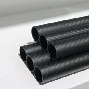 ท่อคาร์บอนไฟเบอร์แบบกำหนดเอง - น้ำหนักเบาและแข็งแรงทนทานสำหรับสภาพแวดล้อมอุตสาหกรรมที่รุนแรง - Product Image 1