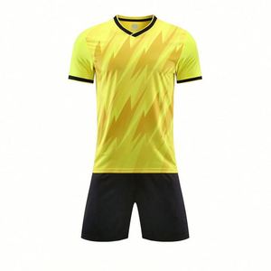 Uniforme de Fútbol Rojo para Adultos, Talla Grande, Venta Caliente, Alta Calidad, 100% Poliéster, Transpirable - Product Image 5