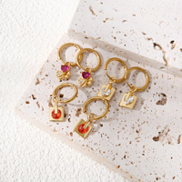 Anting Hoop Bunga Hati Berlapis Emas 18K dari Baja Tahan Karat dengan Pesona Zirkon Rhinestone 316L Perhiasan Tahan Lama untuk Wanita.