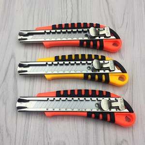 Machine d'injection plastique Yizumi pour machine plastique multicolore de machine de moulage par injection multifonction UN260C-<span class=keywords><strong>BTP</strong></span> - Product Image 5