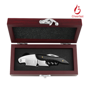 Tire-bouchon en bois multifonction le plus populaire Tire-bouchon en bois Mdf rouge 3 en 1 Tire-bouchon en bois <span class=keywords><strong>Kit</strong></span> de boîte-cadeau Tire-bouchon - Product Image 3