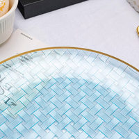 Assiettes de présentation modernes en PS à motif tressé, bord doré, jetables, 7 et 10 pouces, 23,5g/57,5g, Wuxitopteam Modèle TM-BZ-07, pour mariages et fêtes