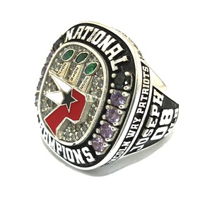 Anillo moderno personalizado de alta calidad, anillo de latón con circonita, unisex - Product Image 2