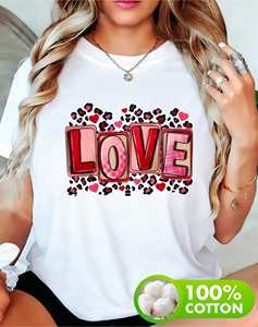 T-Shirt Unisex con Stampa Lettera d'Amore Rosa e Rossa, Vestibilità Comoda, Cotone, Manica Corta, Collo Tondo, per Tutte le Stagioni, Abbigliamento Casual, Taglie S-XXXXL - Product Image 3