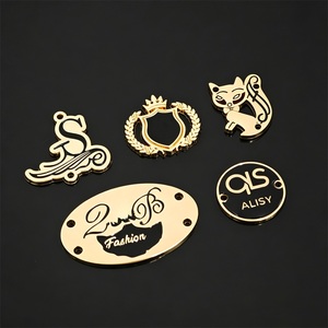 Etiqueta Metálica de Aleación de Zinc con Logotipo Grabado Personalizado para Ropa, Accesorios de Vestir, Bolsos, Trajes de Baño, Hijab y Abaya - Product Image 5