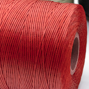 Hand-sewn <strong>Polyester</strong> Leather <strong>Waxed</strong> <strong>Thread</strong> 0.5mm 0.6mm 3mm <strong>Polyester</strong> Flat Wax <strong>Thread</strong> for Leather Sewing - Product Image 4