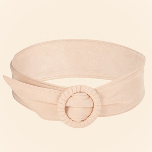 Vente en gros de ceintures décontractées en daim pour femmes <span class=keywords><strong>Ceinture</strong></span> cinch <span class=keywords><strong>tendance</strong></span> colorée Boucle en alliage souple Couleur unie <span class=keywords><strong>Ceinture</strong></span> cinch <span class=keywords><strong>tendance</strong></span> basique - Product Image 3