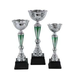 Yiwu Collection metal cup and plastic stem soccer metal trophies trofy cup trophe mdaille et plaques