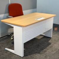 Cadre de table en acier robuste pour usage commercial avec panneau de confidentialité pour bureau, idéal pour les grands projets de bureaux d'entreprise