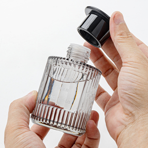 <span class=keywords><strong>Diffuseur</strong></span> <span class=keywords><strong>de</strong></span> roseaux d'aromathérapie <span class=keywords><strong>de</strong></span> <span class=keywords><strong>parfum</strong></span> d'arôme 100 ML 200 ML 500ML avec boîte et bâton <span class=keywords><strong>de</strong></span> roseau - Product Image 6