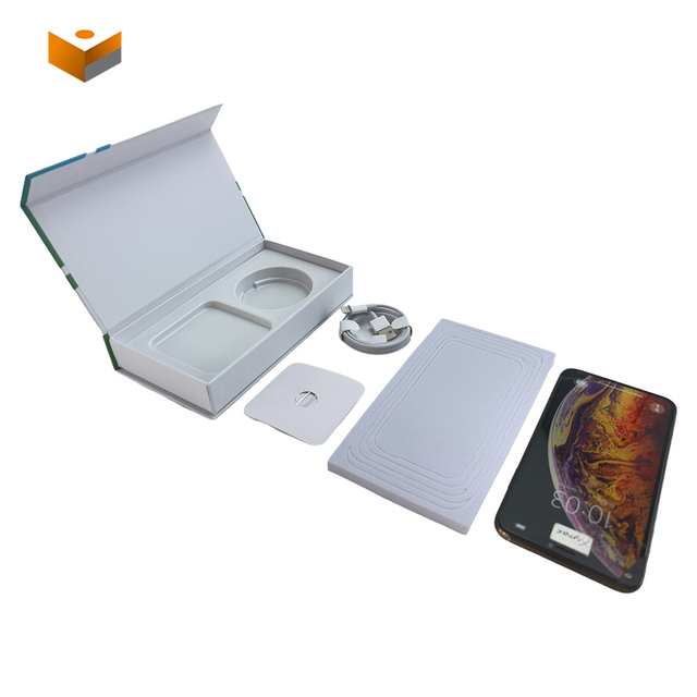 Custom Luxury White Cardboard Paper Magnetic Flip Gift Box Packaging Phone Box With Charger Insert