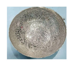 Bol à fruits en laiton de haute qualité à trois niveaux et beau design pour ustensiles de cuisine de table Bol à fruits à trois niveaux. - Product Image 4