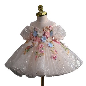 Abito <span class=keywords><strong>da</strong></span> <span class=keywords><strong>Bambina</strong></span> con Spalle Scoperte Stile Fatato con Paillettes Floreali 3D per Feste di Compleanno, Matrimoni e Occasioni Formali - Product Image 5