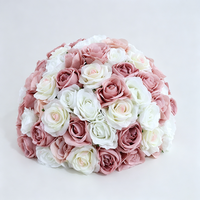 Décoration d'allée de mariage, boule de fleurs artificielles mixtes en roses, taille personnalisée, boule florale