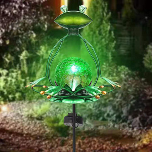 Lámpara Solar de Jardín con Forma de Rana LED, Lámpara de Estaca para Exteriores de Hierro Forjado, Resistente al Agua, Garantía de 2 Años - Product Image 1