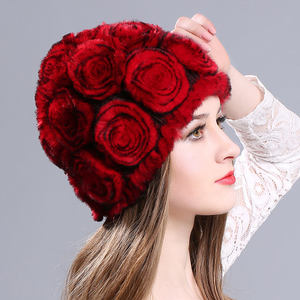 Gorro de Invierno para Mujer, Cálido, de Piel de Conejo, Ajustable, Diseño sin Borde, Moderno y Elegante, Disponible para Venta al Por Mayor - Product Image 6