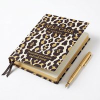 Carnet de planification et journal d'autosoins en cuir PU imprimé personnalisé motif léopard, couverture rigide, journal d'auto-motivation avec dorure à chaud et bords dorés, avec stylo