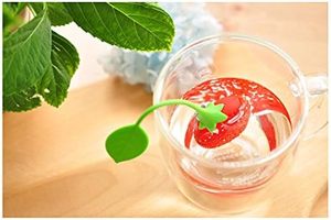 Small Size Strawberry Fruit Design <b>Silicone</b> Sink Tea Infuser Strainer for Tea Drinker - Product Image 3