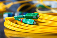 LC APC UPC Fiber Optic Pigtail SM G657A untuk Jaringan Komunikasi Kenya FTTH