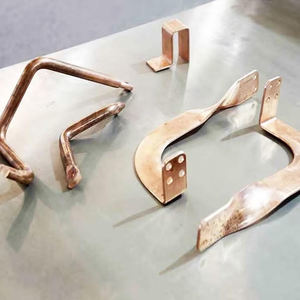 Punzonadora de torreta CNC con componentes de motor y núcleo de motor - Product Image 3